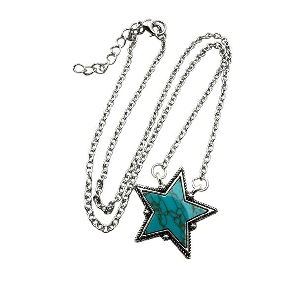Western Star Pendant Necklace Faux Turquoise Silver Tone 18 to 20 Inch - Picture 3 of 4